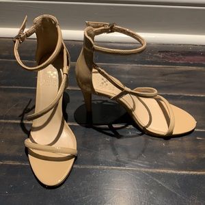 Vince Camuto Nude Heel Sandals sz 5.5